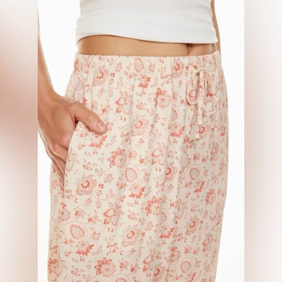 Aritzia Wilfred Toccata Satin Pant wide leg pull on floral exclusive print Large - Picture 4 of 15